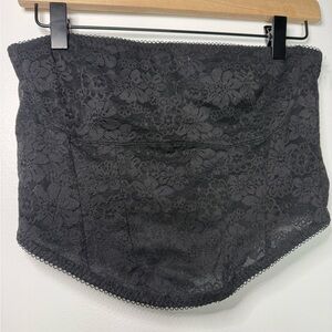 PINK Victoria's Secret Black‎ Floral Lace Bustier